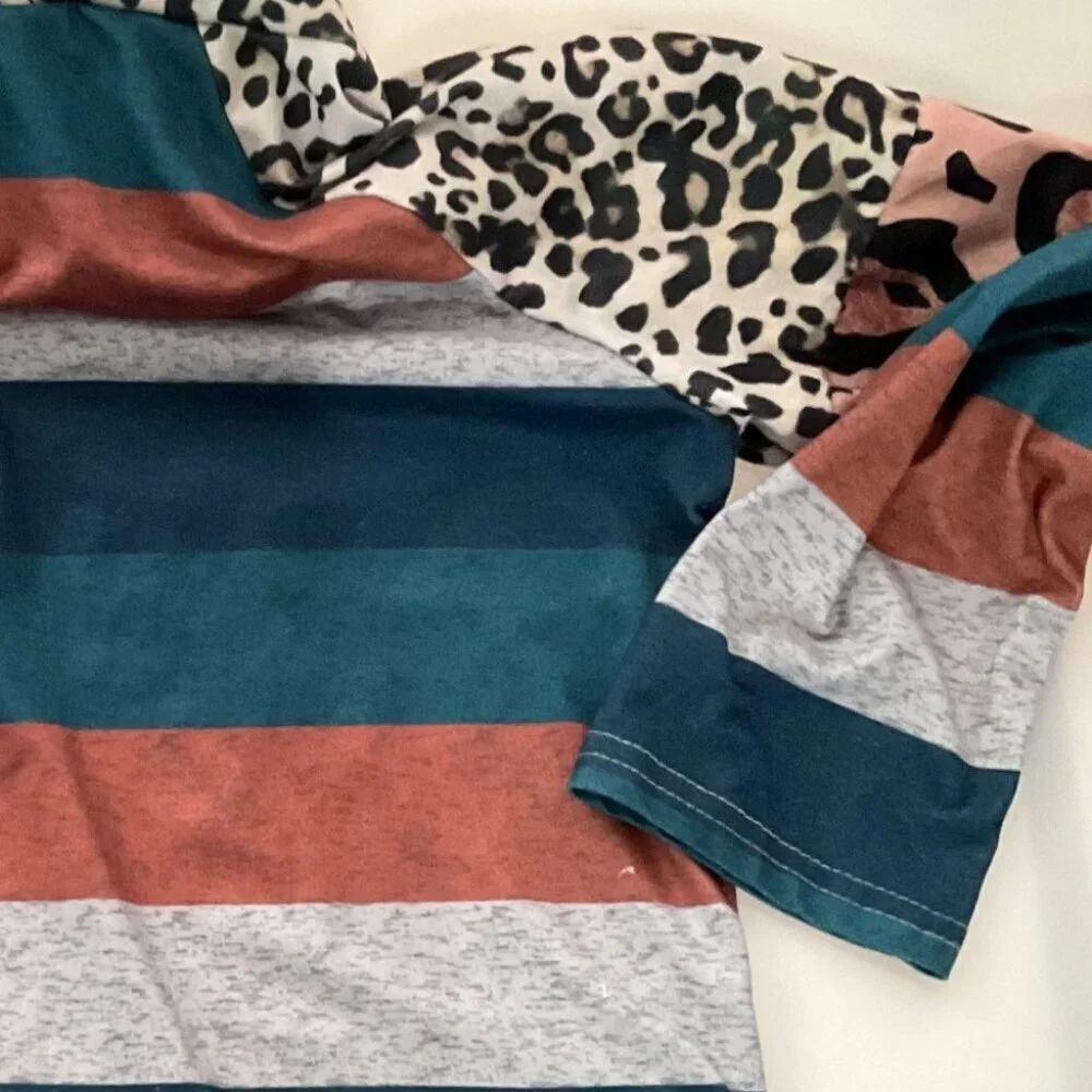 LEOPARD STRIPED LIGHTWEIGHT SOFT HOODIE